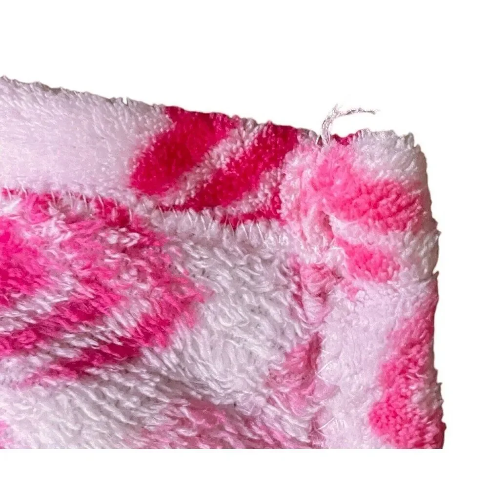 Pink Hearts Blanket Throw 88 x 74 Soft Love Cuddle Girly Winter Warm Cozy Cute